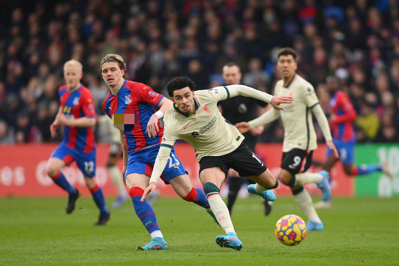 现代足球中 现代足球中