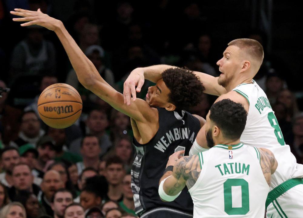 足球比赛不 足球比赛不